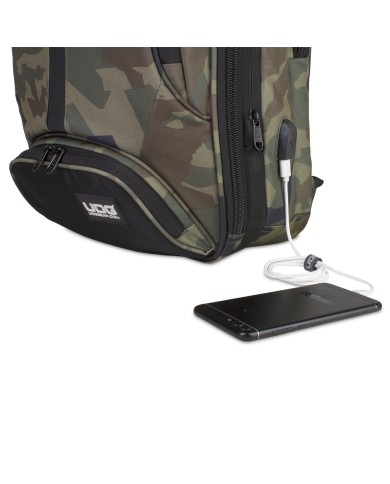 UDG Ultimate Backpack Slim Black Camo/ Orange Inside