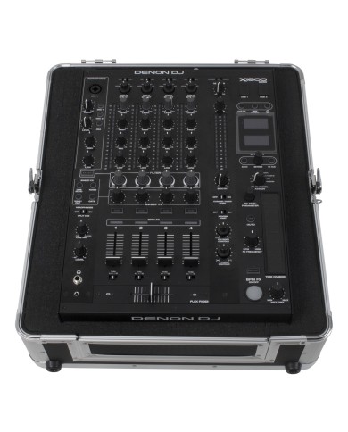 UDG Ultimate Pick Foam Flight Case Multi Format M Silver