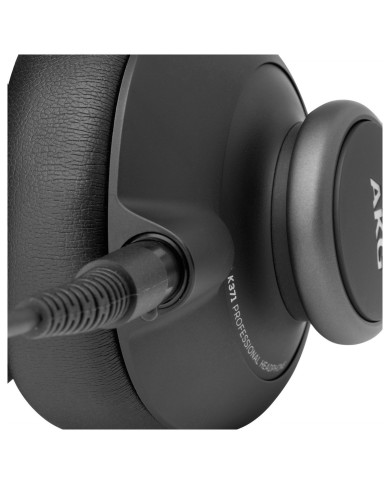 AKG K371
