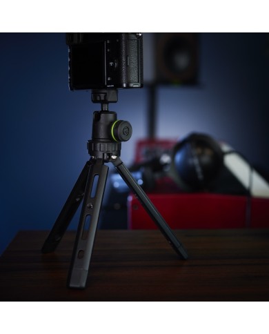 Gravity VS TRIPOD 01 B