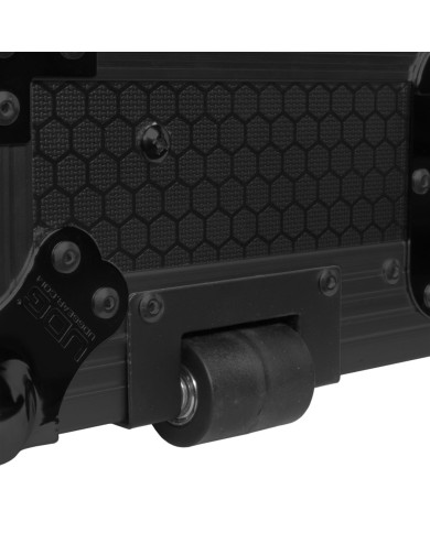 UDG Ultimate Flight Case Pioneer Opus Quad Bk Plus (Wheels)